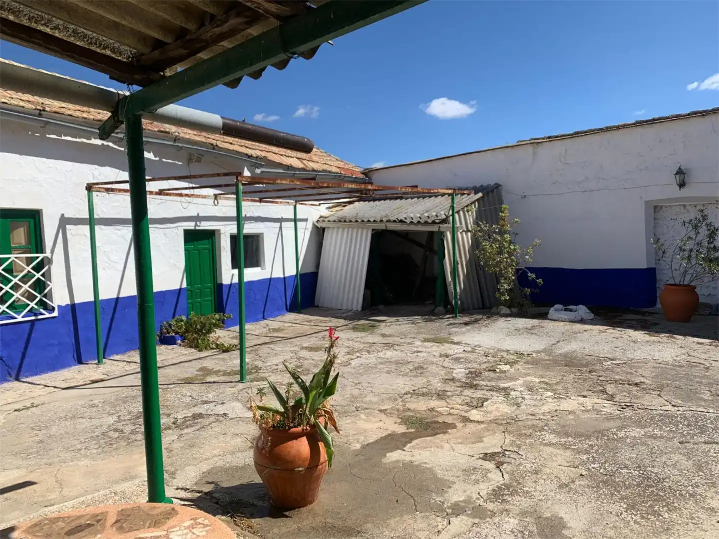 Casa adosada en venta en Calle Grande, 14, Villarta de San Juan Vista exterior de Casa adosada en venta en Villarta de San Juan con Aire acondicionado, Calefacción y Trastero