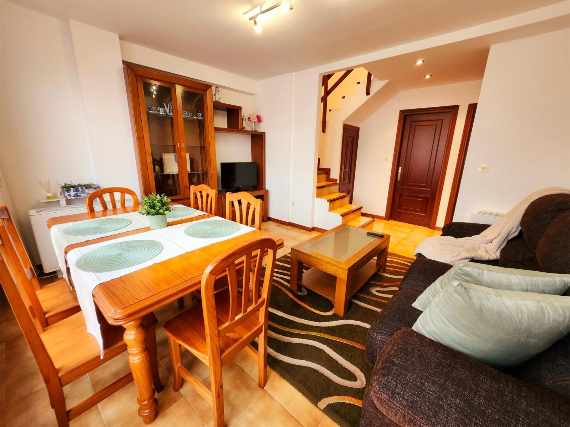 Living room of Flat to rent in Laxe  with Furnished, Oven and Washing machine