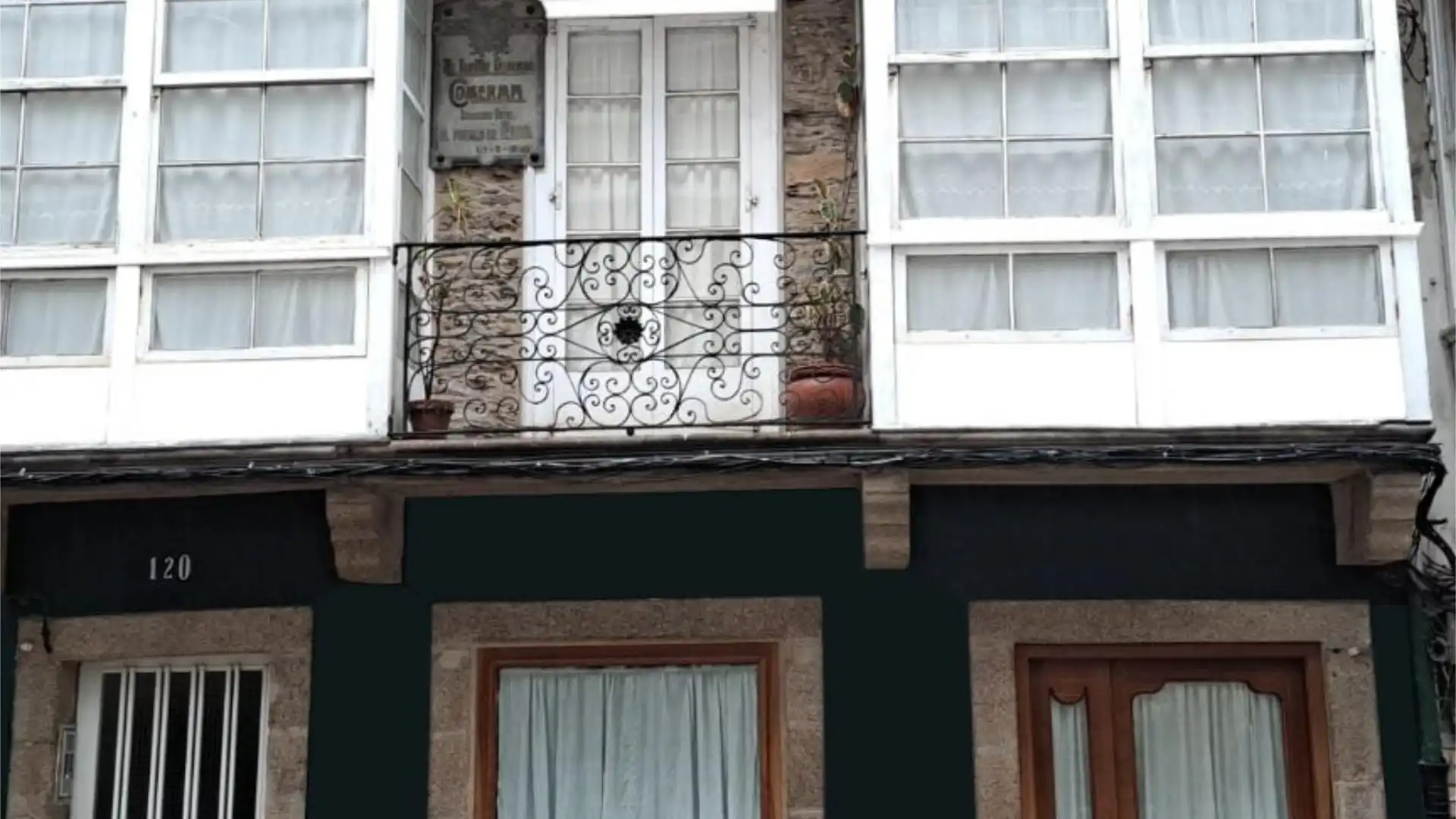 Piso en venta en Rúa Magdalena, 120, Centro