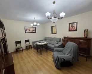 Living room of Flat to rent in Baeza  with Air Conditioner and Swimming Pool