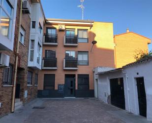 Exterior view of Flat for sale in Mejorada del Campo  with Air Conditioner, Heating and Parquet flooring