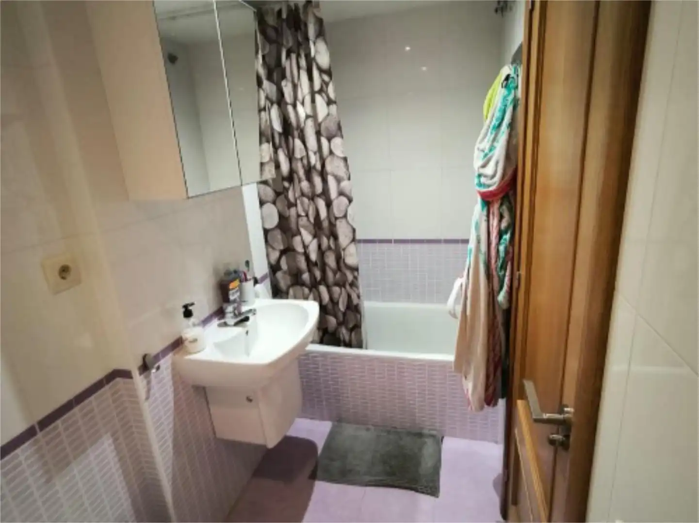 Bathroom of Flat for sale in Gallur  with Air Conditioner, Heating and Parquet flooring