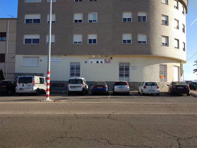 Local comercial en Venta en Avenida Alcora, 3 en Ciutat del Transport - La Salera
