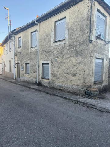 Casa adosada en Venta en Calle Jose Antonio, 19A en Truchas