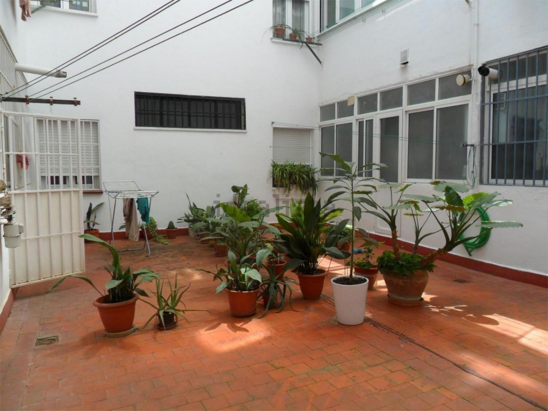Flat to rent in Calle Doctor Pareja Yébenes, 12, Plaza de Toros
