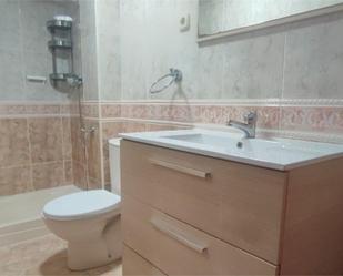 Bathroom of Flat for sale in Getafe