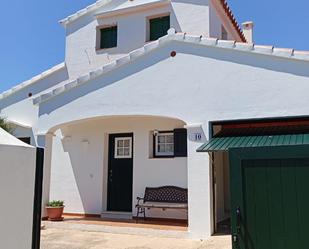 Exterior view of Flat to rent in Es Castell  with Air Conditioner, Heating and Private garden