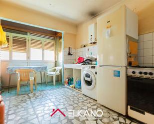 Kitchen of Flat for sale in Sestao 