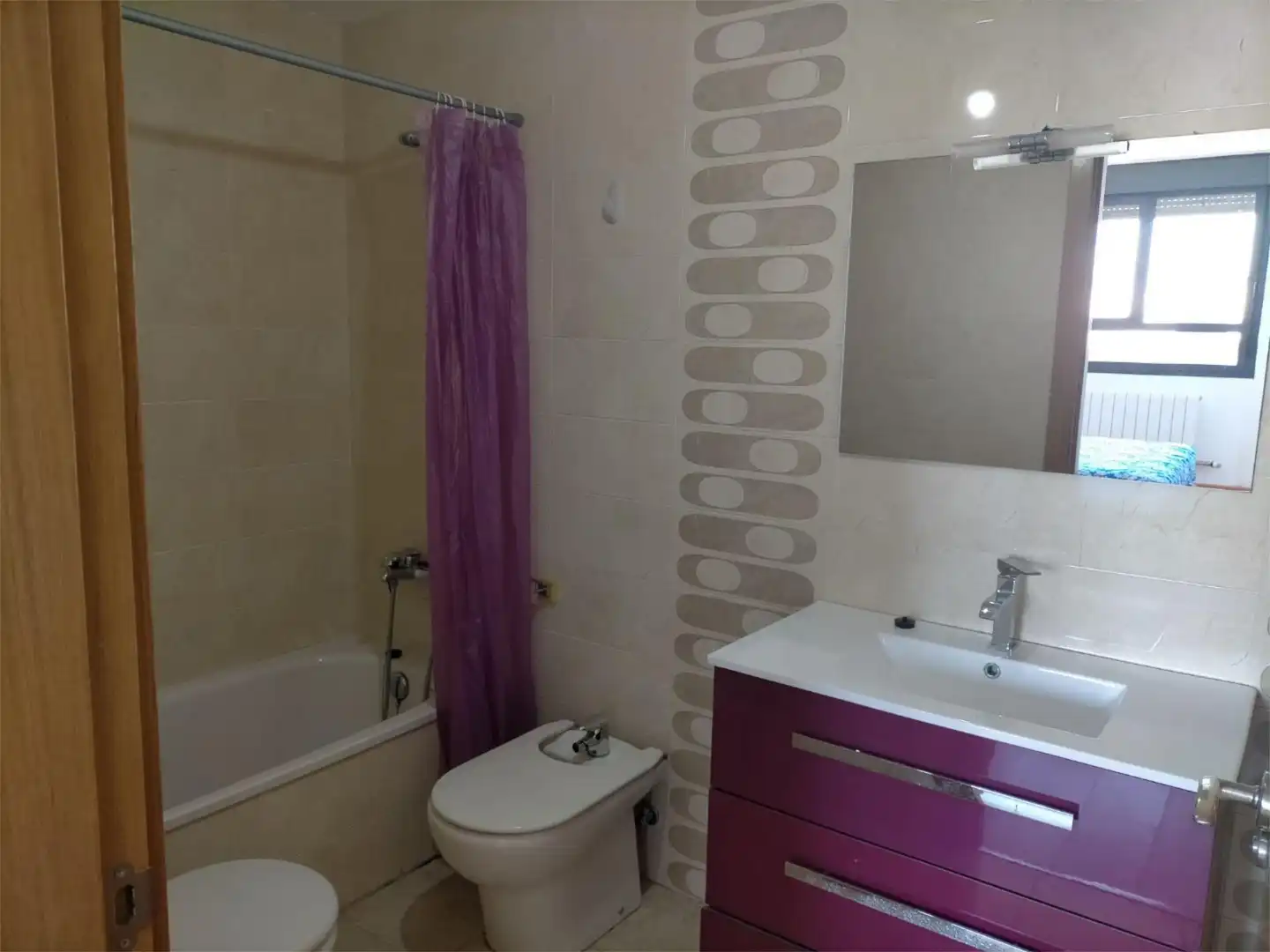 Bathroom of Flat for sale in Salamanca  with Heating, Parquet flooring and Terrace
