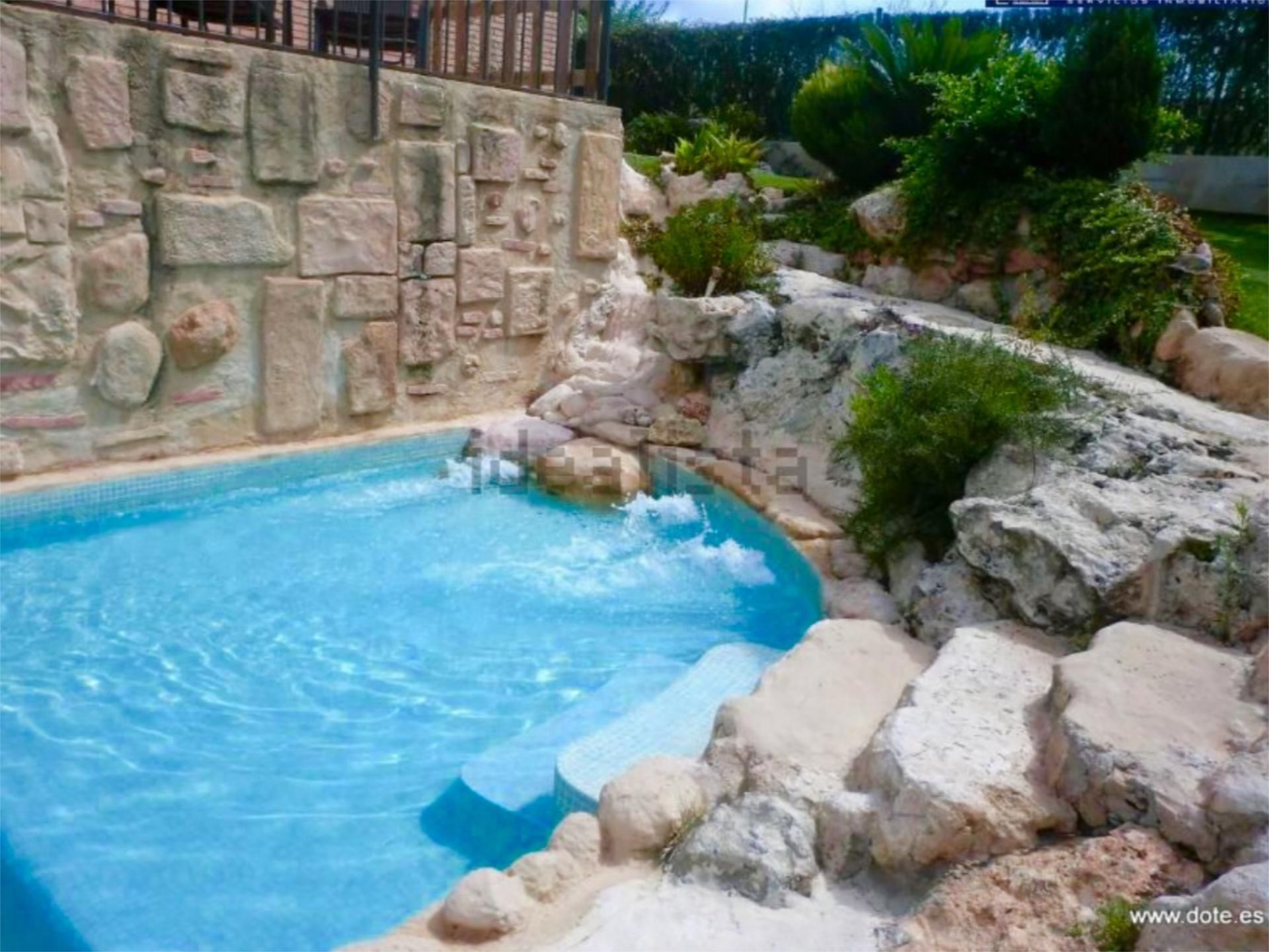 Swimming pool of House or chalet for sale in Roda de Berà  with Air Conditioner, Terrace and Swimming Pool