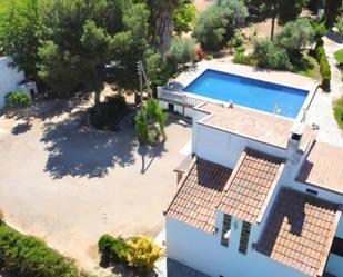 Vista exterior de Casa o xalet en venda en  Lleida Capital amb Piscina i Balcó