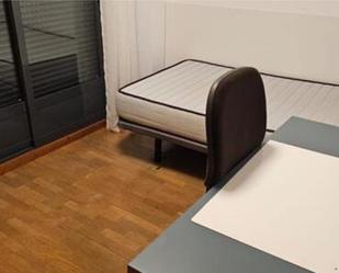 Dormitori de Apartament de lloguer en Salamanca Capital