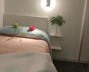 Bedroom of Flat to share in Salamanca Capital