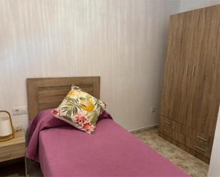 Bedroom of Flat to share in Los Barrios