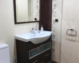 Bathroom of Flat to rent in Badajoz Capital  with Terrace