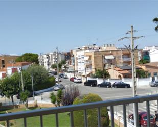 Exterior view of Flat for sale in Cubelles  with Air Conditioner and Terrace