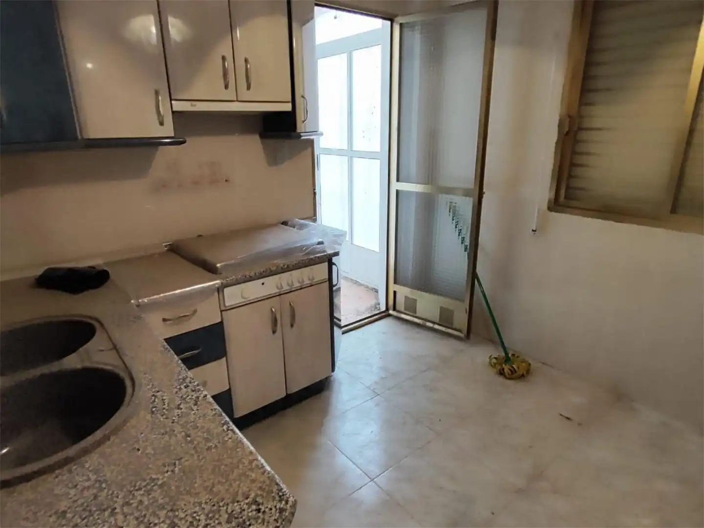 Flat for sale in Calle Domingo Arroquia, 29, Jódar Kitchen of Flat for sale in Jódar with Storage room and Balcony