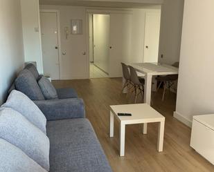 Living room of Flat to share in Terrassa