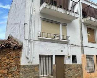 Vista exterior de Casa o xalet en venda en Castañar de Ibor amb Terrassa