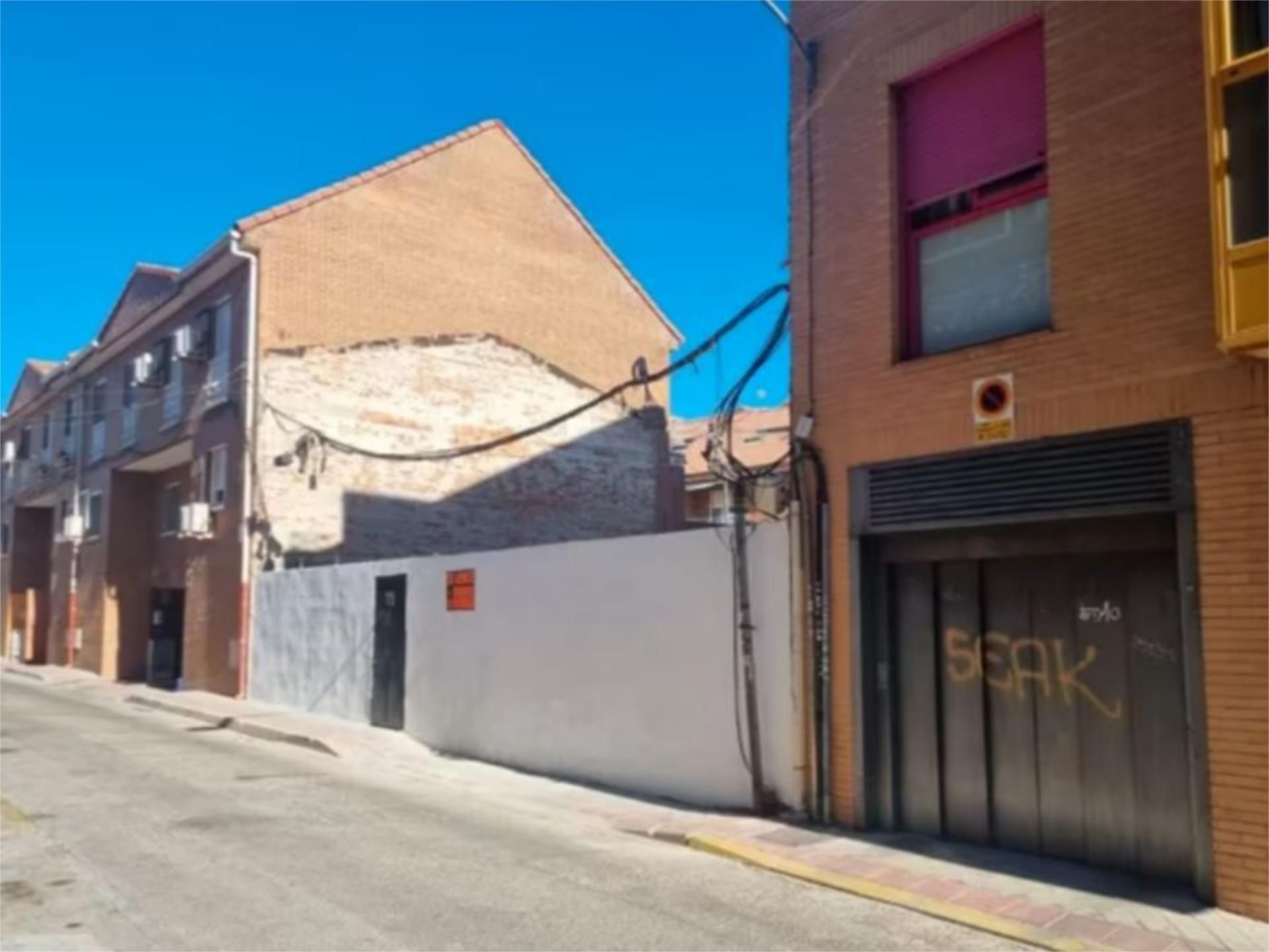 Exterior view of Land for sale in Fuenlabrada