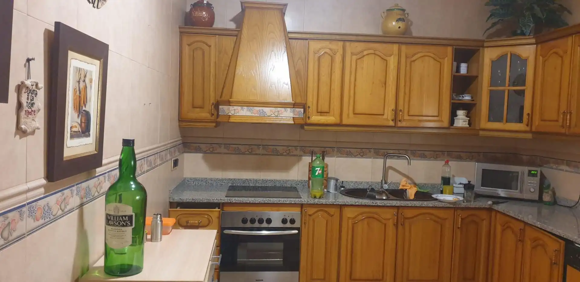 Duplexes for sale in Plaza de la Almadrà, 13, Valdepeñas de Jaén Kitchen of Duplexes for sale in Valdepeñas de Jaén with Terrace, Storage room and Furnished