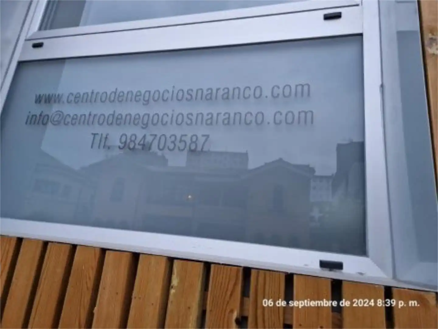 Vista exterior de Oficina de lloguer en Oviedo 