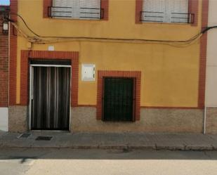 Vista exterior de Finca rústica en venda en Castellar de Santiago amb Terrassa