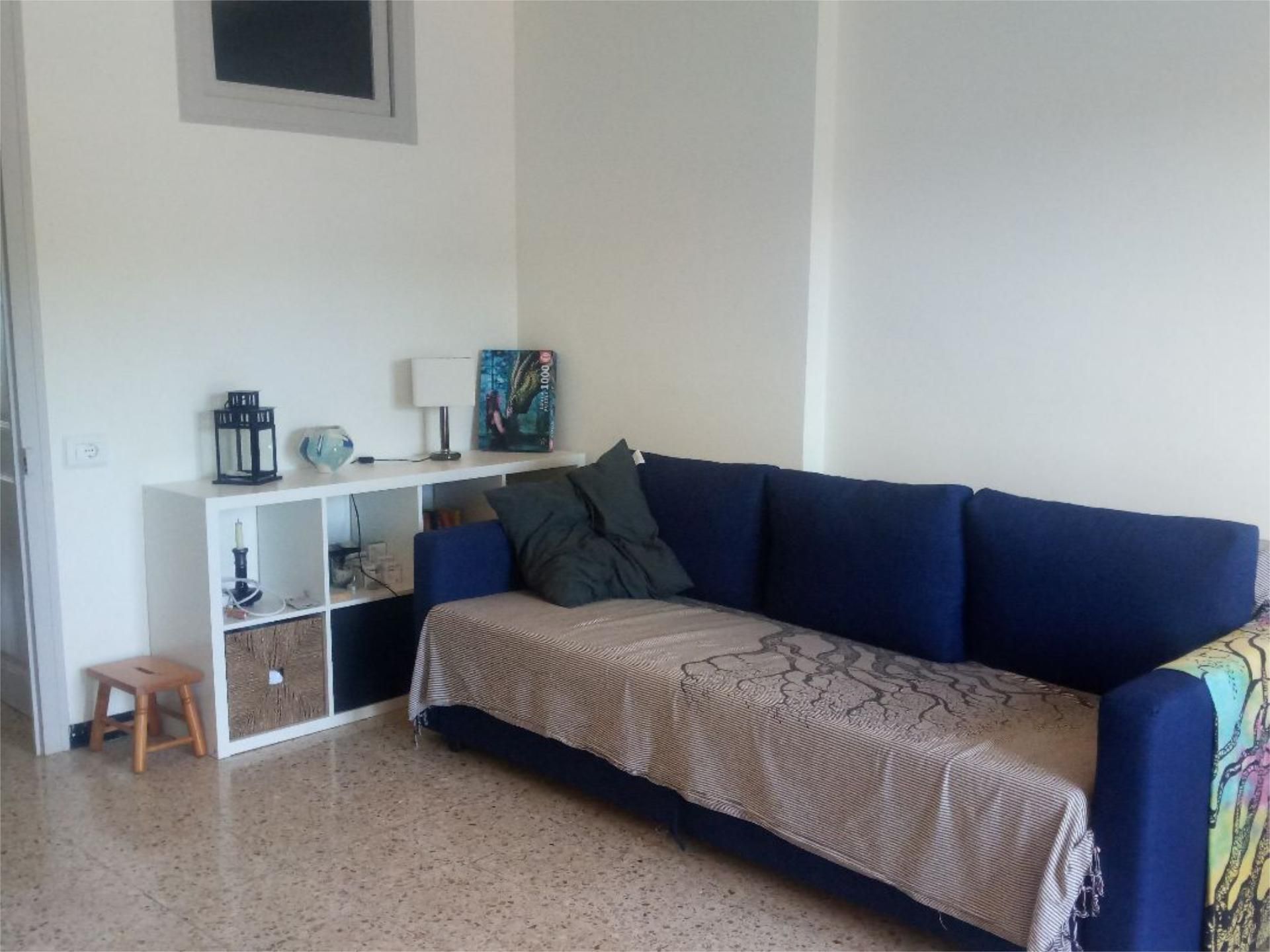 Sala d'estar de Pis per a compartir en Calders amb Balcó