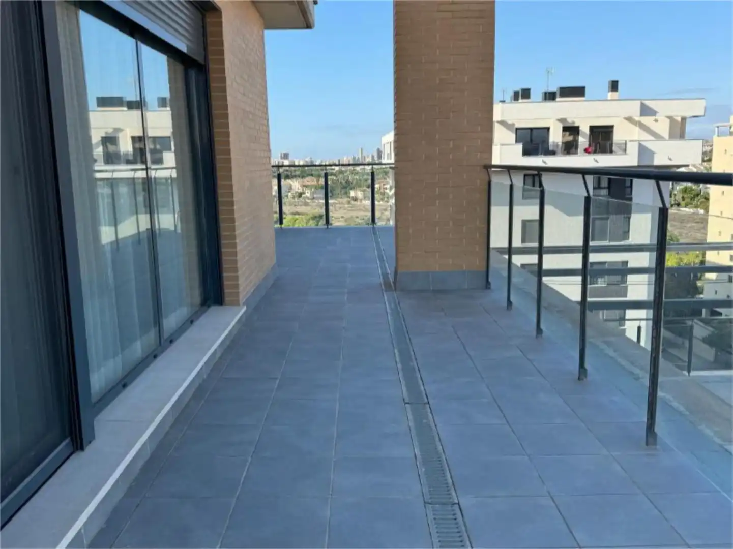 Ático en venta en Maestro José Garberí Serrano, 11, PAU 5 Terraza de Ático en venta en Alicante / Alacant con Aire acondicionado, Jardín privado y Parquet