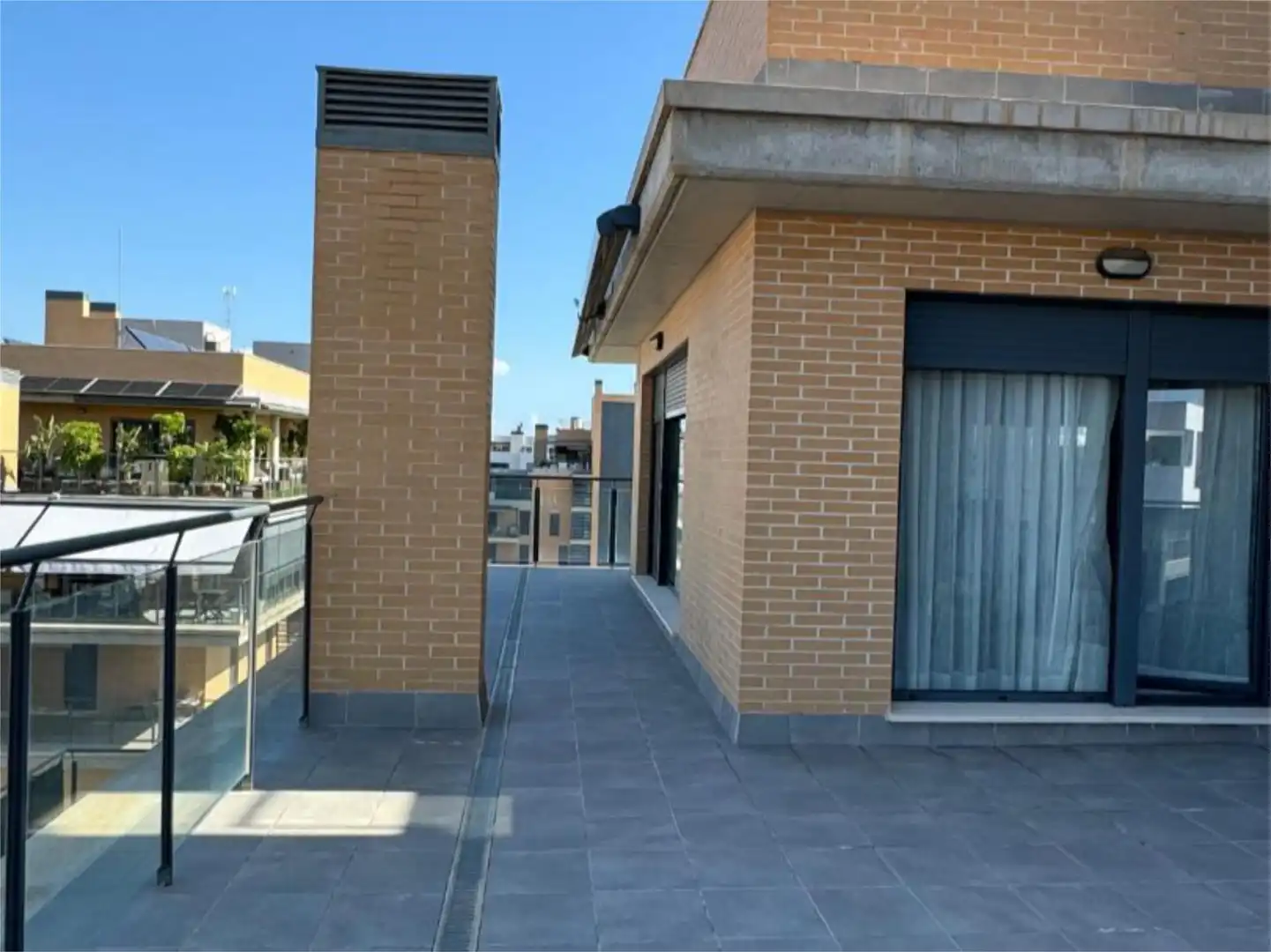 Ático en venta en Maestro José Garberí Serrano, 11, PAU 5 Terraza de Ático en venta en Alicante / Alacant con Aire acondicionado, Jardín privado y Parquet