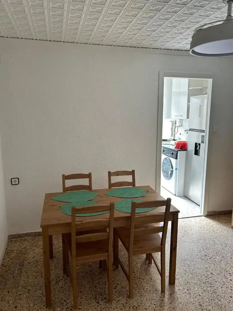 Dining room of Flat for share in Valencia  with Furnished, Oven and Washing machine