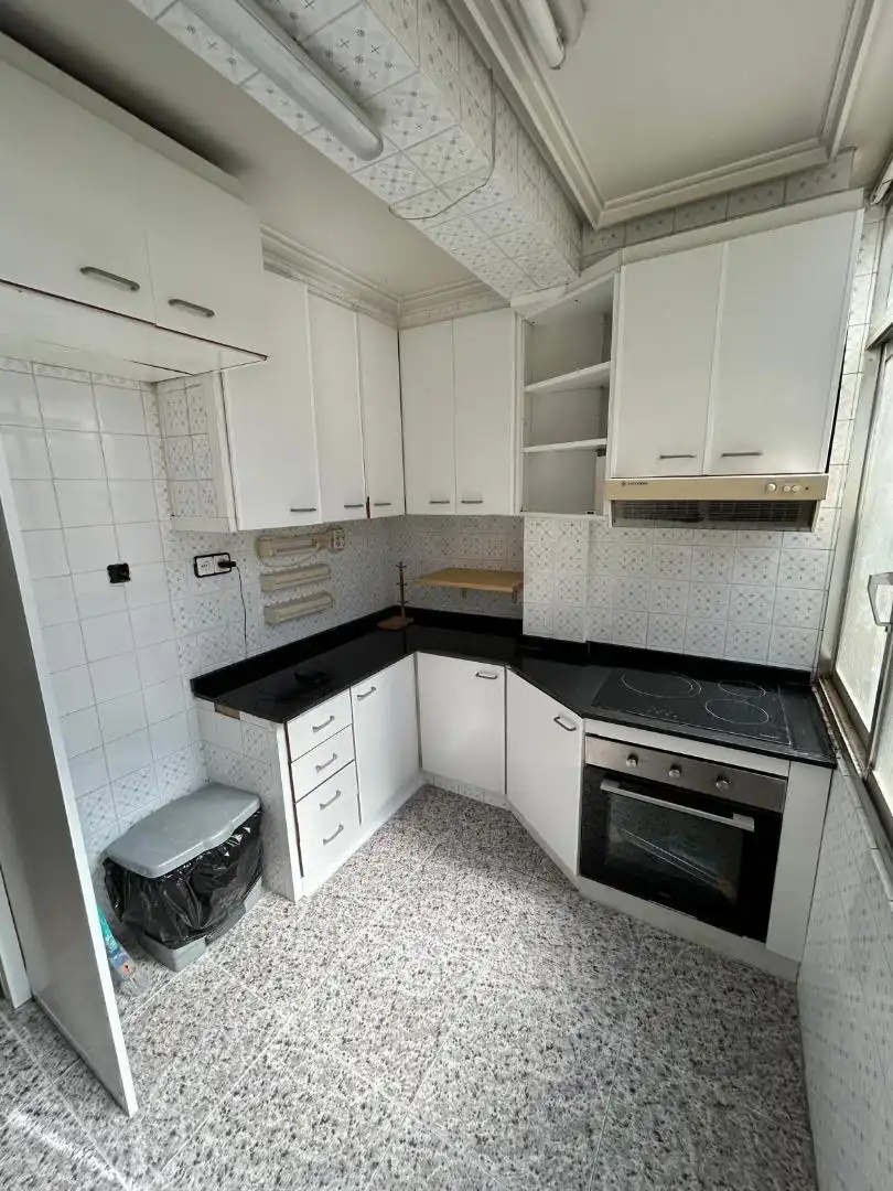Kitchen of Flat for share in Valencia  with Furnished, Oven and Washing machine
