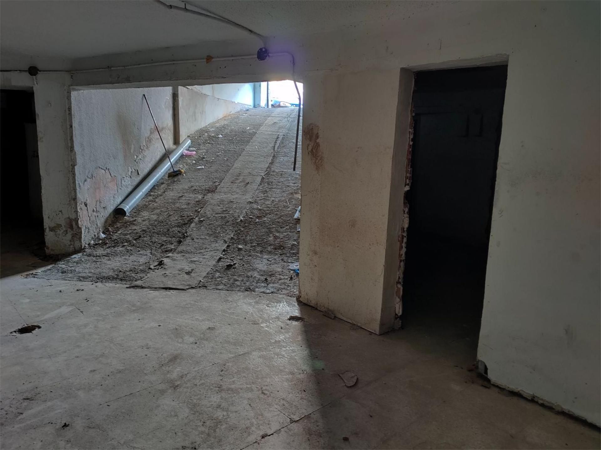 Box room for sale in Elda