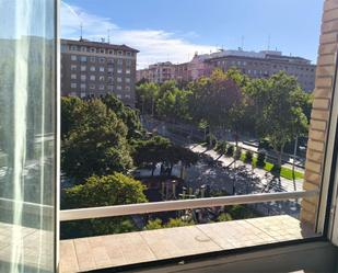 Exterior view of Flat to share in  Zaragoza Capital