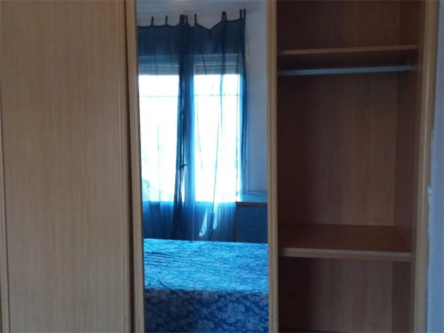 Room in Plaza de San Francisco, 3, Universidad San Francisco Bedroom of Flat for share in Zaragoza with Heating, Private garden and Furnished