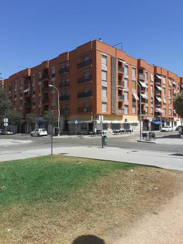 Piso en venta en avenida guerrita,  de  córdoba ca