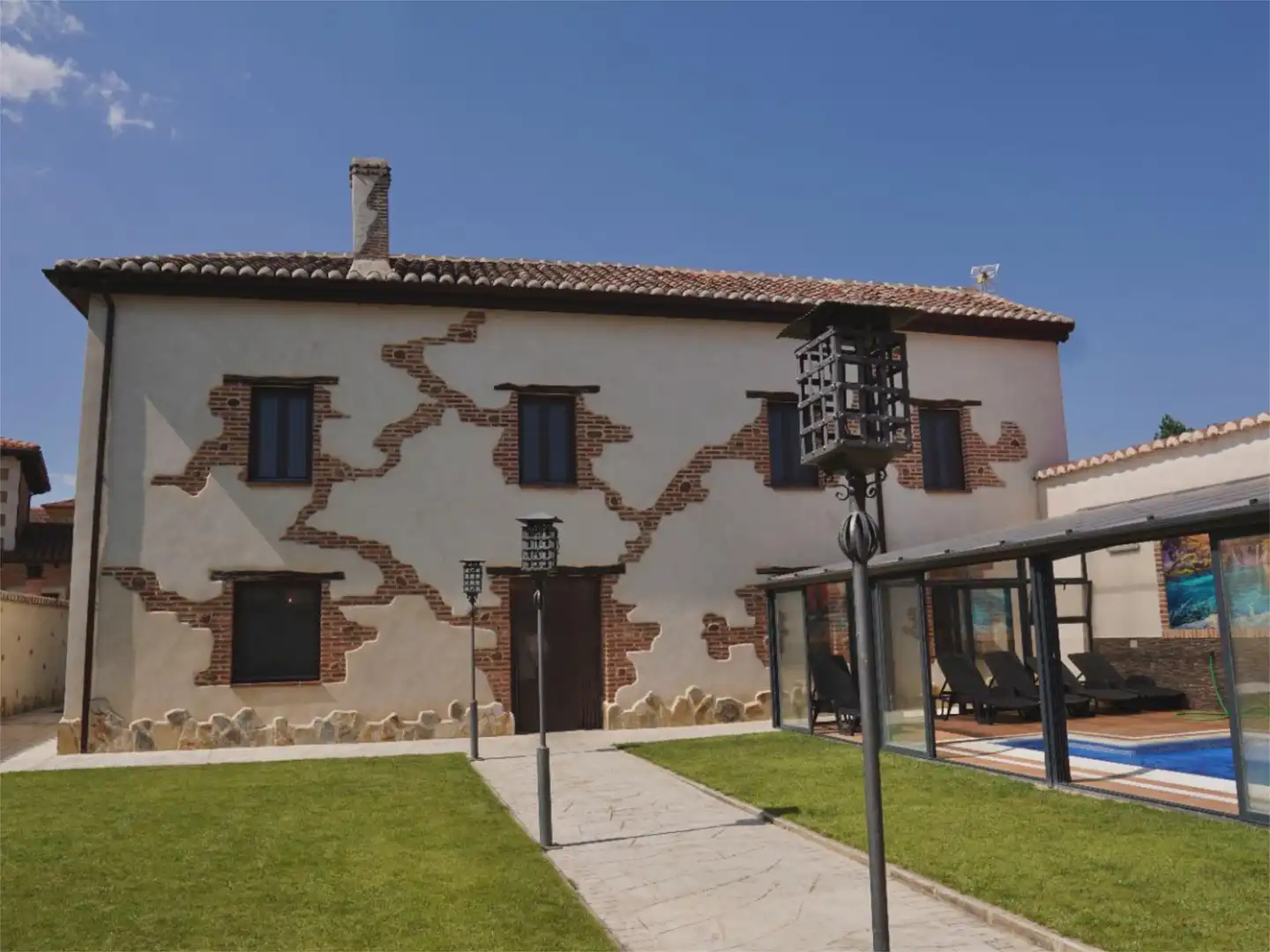 Country homes for sale in Pp-2416, 27, Bustillo de la Vega Exterior view of Country homes for sale in Bustillo de la Vega with Terrace and Swimming Pool
