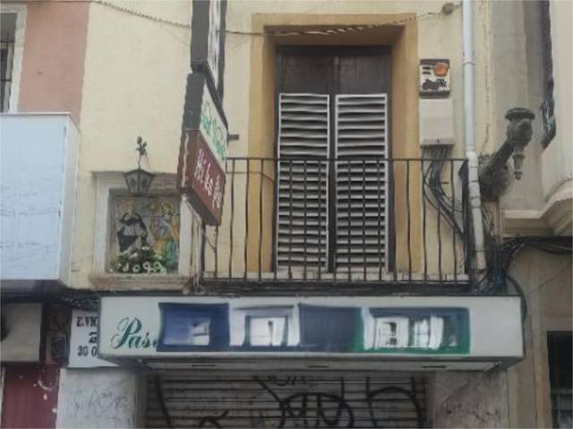 Casa adosada en Venta en Carrer de Sant Vicent, 8 en Casco Histórico