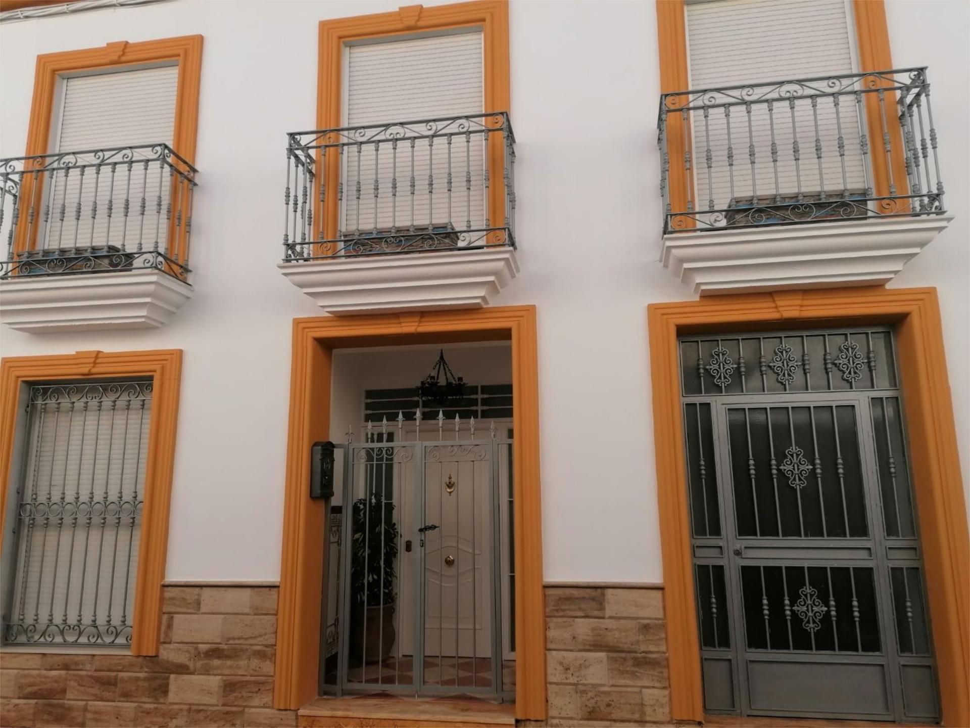 Vista exterior de Casa adosada en venda en Cantoria amb Terrassa i Balcó