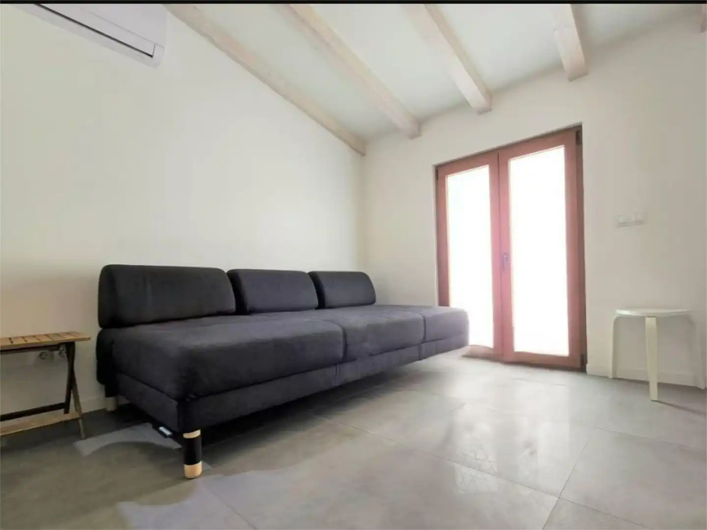Casa o xalet en venda a Calle Aralias, La Conarda - Montesano Sala d'estar de Casa o xalet en venda en Bétera amb Aire condicionat, Calefacció i Jardí privat