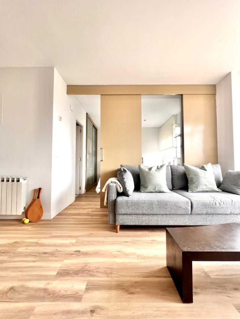 Sala d'estar de Pis de lloguer en Santander amb Calefacció, Parquet i Traster