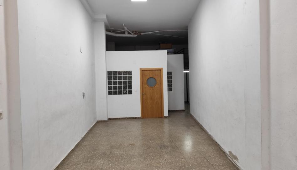 Foto 1 de Garaje en venta en Calle Gabriel Císcar, 27, Industria, Albacete