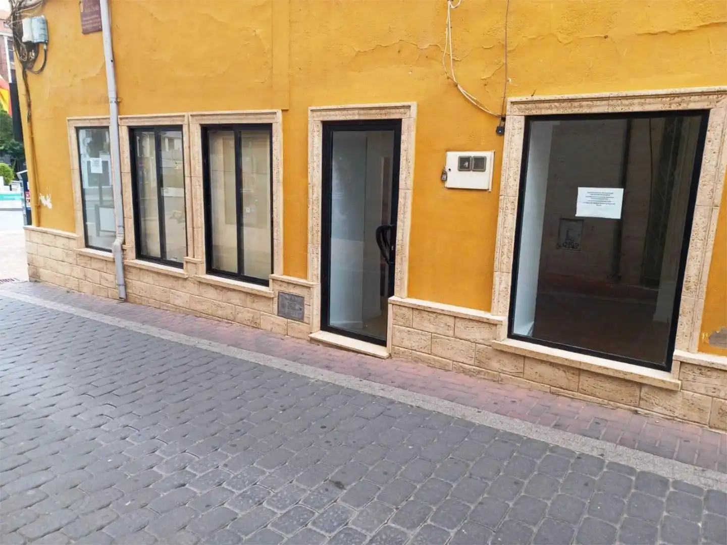Exterior view of Ground floor for rent in La Roda  with Air Conditioner, Heating and Parquet flooring