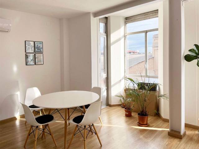 Oficina en Alquiler en Carrer de Mèxic, 17 en El Poble Sec - Parc de Montjuïc