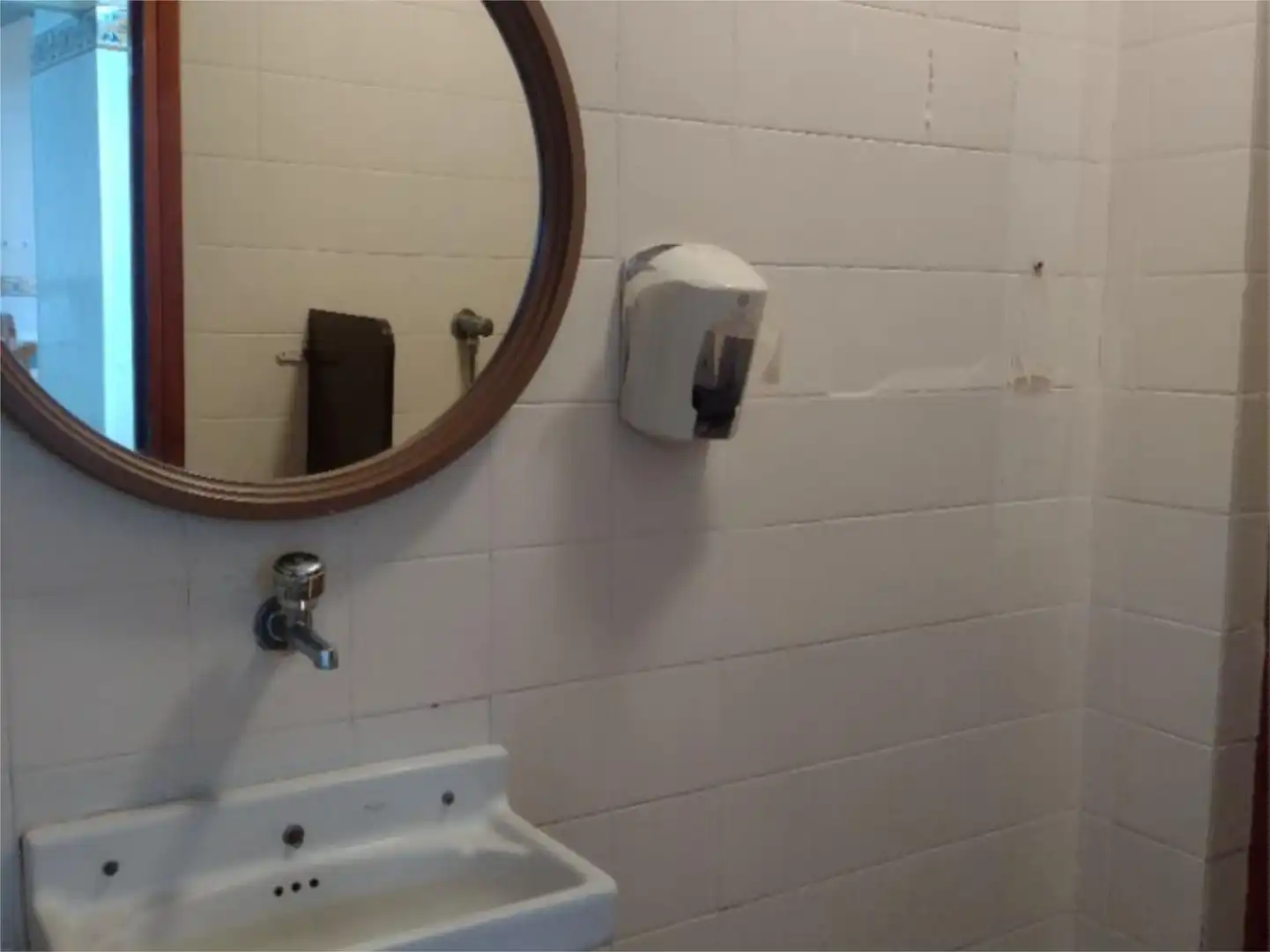 Planta baja de alquiler en Calle Jarral, 9, Jarafuel Baño de Planta baja de alquiler en Jarafuel con Aire acondicionado y Amueblado