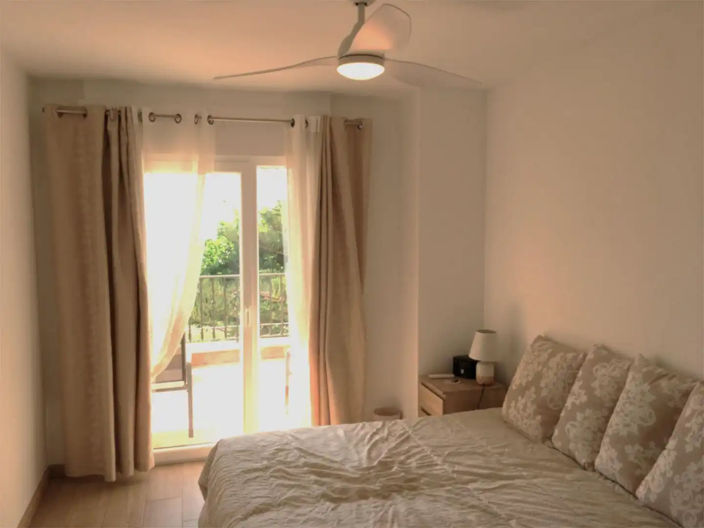 Detached homes for sale in Calle Jardines de España, 21, La Alcaidesa Bedroom of Detached homes for sale in La Alcaidesa with Air Conditioner, Terrace and Swimming Pool