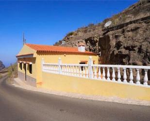 Vista exterior de Casa o xalet en venda en Gáldar amb Terrassa