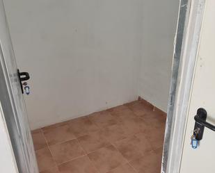 Box room to rent in La Puebla de Alfindén