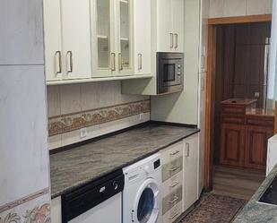 Kitchen of Flat to rent in Guardo  with Terrace