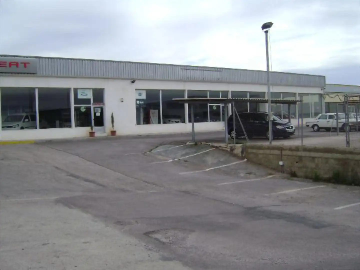 Fabrikhallen zum Verkauf in Carretera Madrid-Valencia, 9, Buñol Fabrikhallen zum Verkauf in Buñol mit Klimaanlage